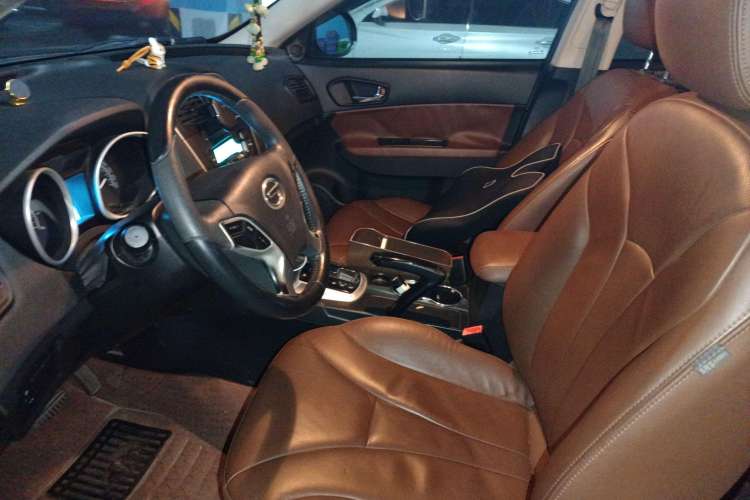 Used GAC Trumpchi GS5 2013 1.8T Automatic Two-Wheel Drive Elite Edition
