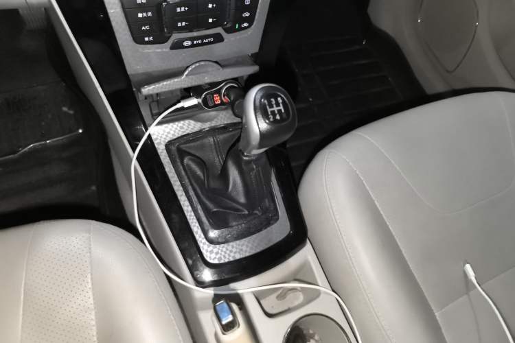 Used BYD Surui 2012 1.5L Manual Comfort Edition
