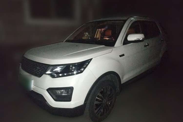 Used CHANGAN OSHAN CX70 2017 CX70T 1.5T Manual High-Performance Edition