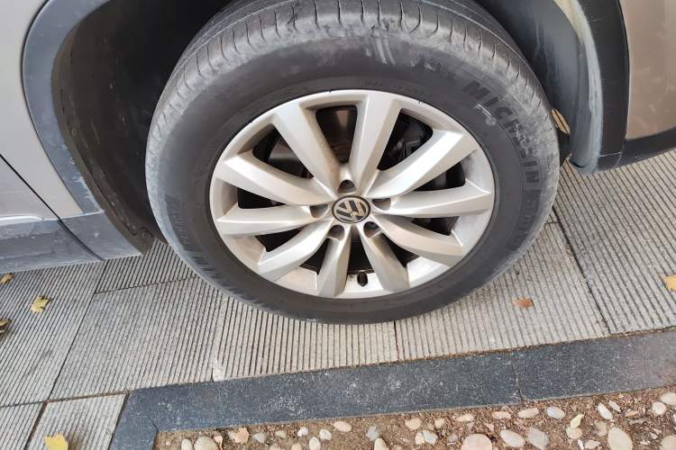 Used Volkswagen Tiguan 2016 2.0 TSI Four-Wheel Drive Standard Version