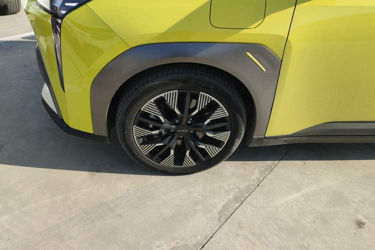 Used AION Y 2021 70 Tech Vitality Edition