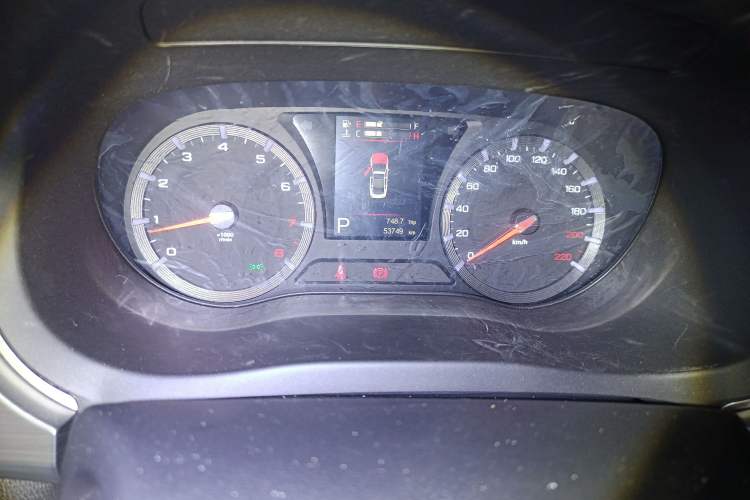 Used GAC Trumpchi GA8 2017 280T Deluxe Edition Odometer Close Up