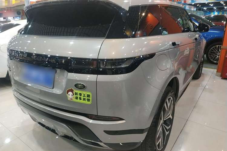 Used Land Rover Range Rover Evoque 2021 Range Rover Velar 249 PS R-Dynamic S Performance Edition
