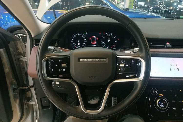 Used Land Rover Range Rover Evoque 2021 Range Rover Velar 249 PS R-Dynamic S Performance Edition
