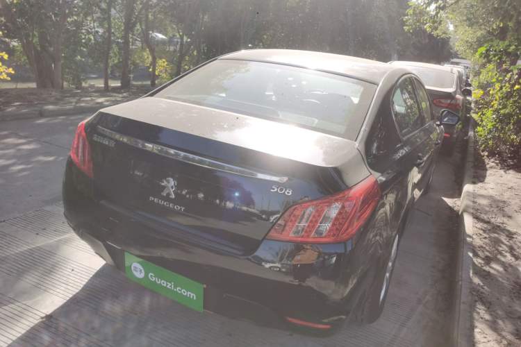 Used Peugeot 508 2013 2.0L 2nd Anniversary Edition with Automatic Sunroof – Classic Version
