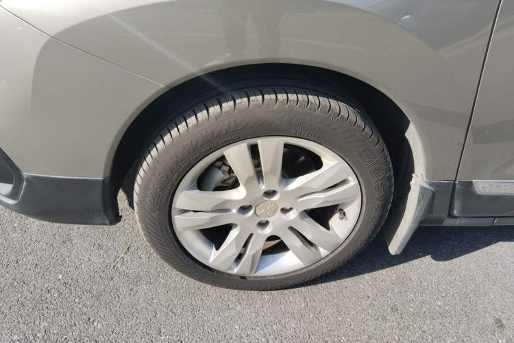 Used Peugeot 3008 2016 2.0L Automatic Classic Edition
