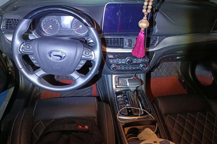 Used GAC Trumpchi GA8 2017 280T Deluxe Edition Center Console