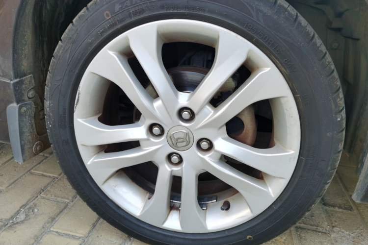 Used Suzuki Liana A6 2015 Hatchback 1.4L Manual Enjoyment Model