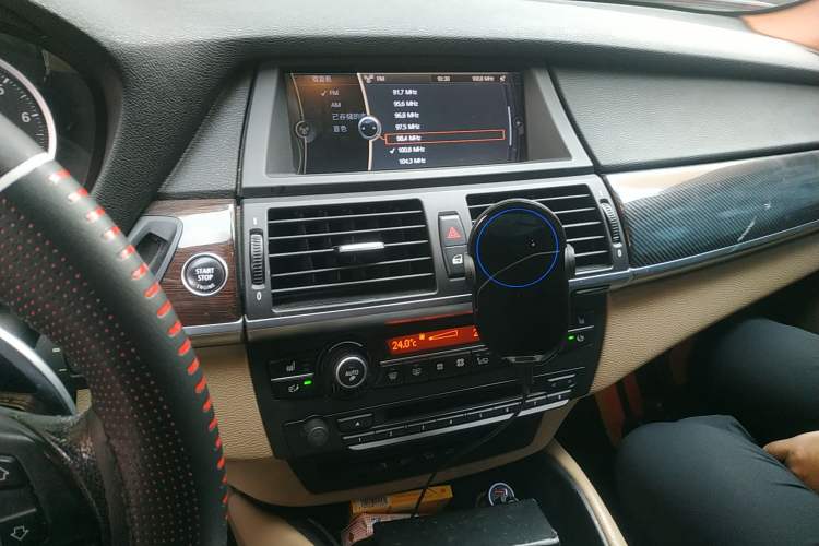 Used BMW X6 2009 xDrive35i Audio And AC Panel