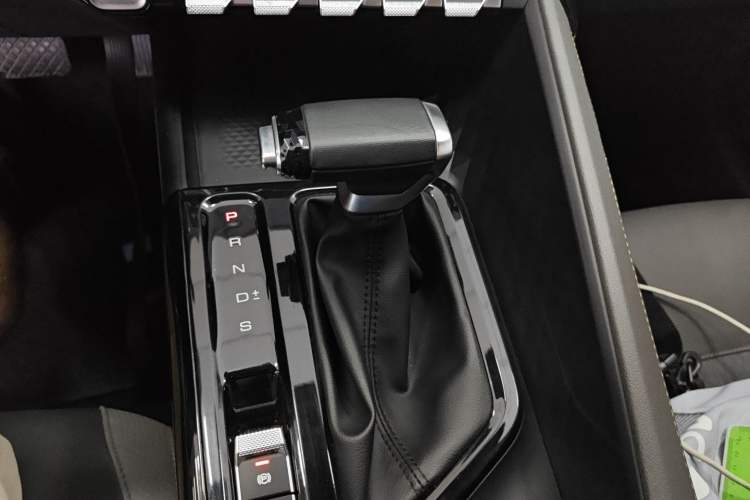 Used Baojun RC-5 2020 1.5T CVT Smart Luxury Edition
