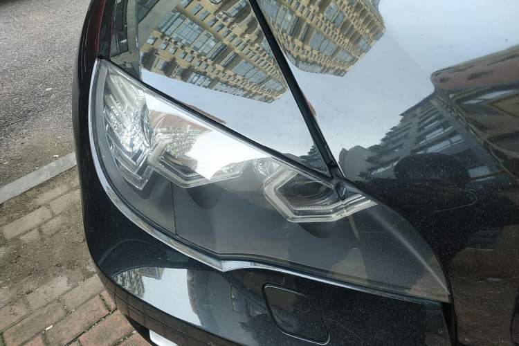 Used BMW X6 2009 xDrive35i Right Front Headlight