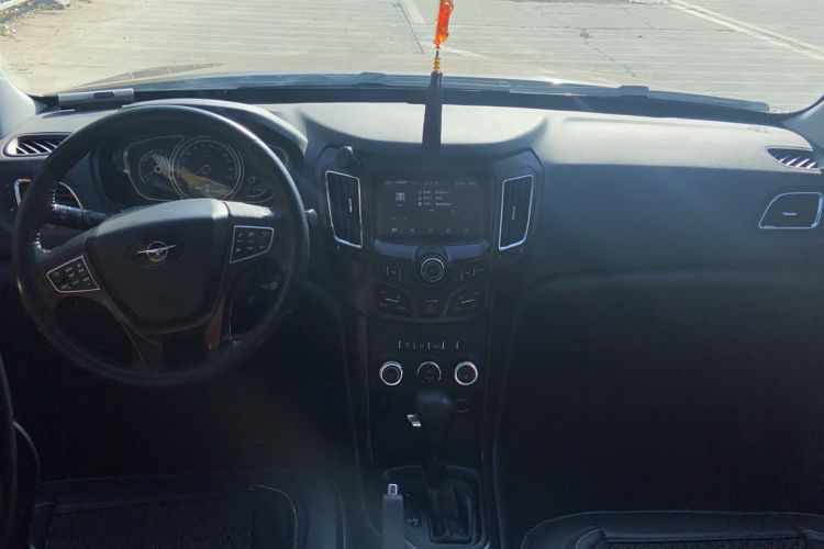 Used Haima S7 2015 2.0L Automatic Smart Enjoyment Version
