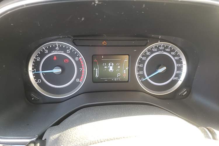 Used Sinotruk VGV U70 2020 1.5T Automatic Smart Enjoyment Elite Version 7 Seats Instrument Cluster