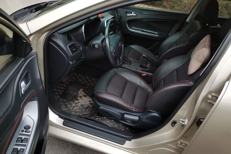 Used Haima Fumei 2017 1.6L Automatic Luxury Model Driver Seat