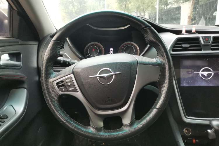 Used Haima Fumei 2017 1.6L Automatic Luxury Model Steering Wheel