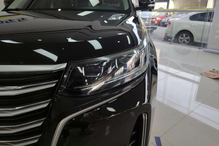 Used Changan CS95 2019 2.0T Two-Wheel-Drive Luxury Version