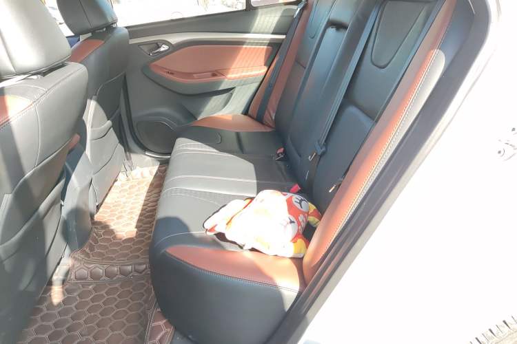 Used BYD G5 2014 1.5TI Manual Luxury Edition