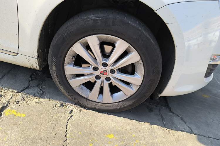 Used Roewe e550 2014 Flagship Edition
