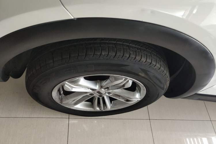 Used Qoros 5 2018 Revised Version 1.6T Automatic Leading Edition
