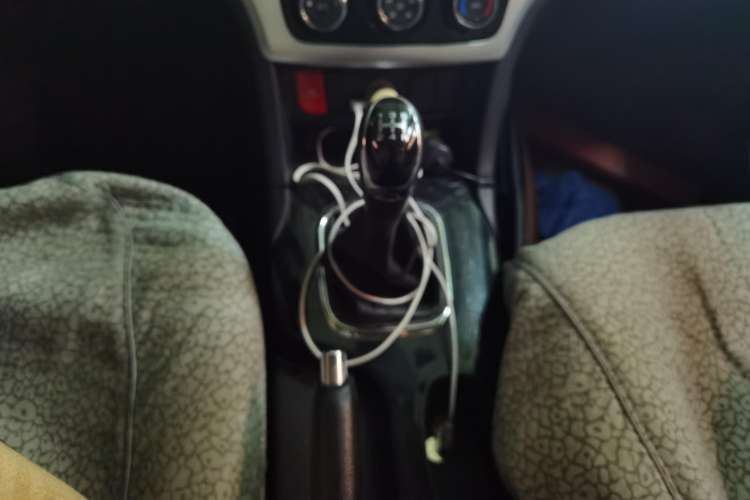 Used HYOSOW H3 2015 1.5L manual luxury version Gear Lever