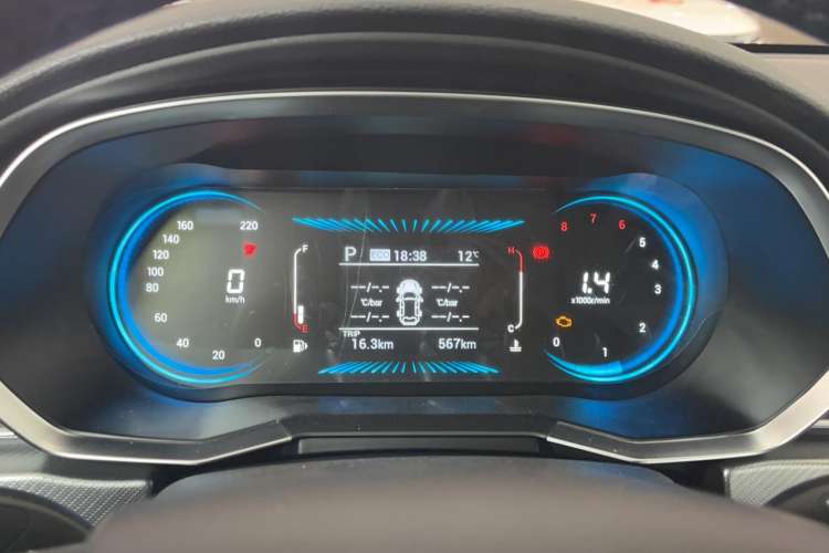 Used JETOUR X70 2023 1.5T DCT Flagship Edition 5 Seats