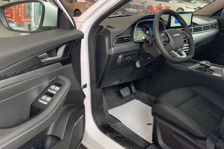 Used JETOUR X70 2023 1.5T DCT Flagship Edition 5 Seats