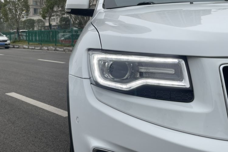 Used Jeep Grand Cherokee 2014 3.6L Elite Navigation Edition