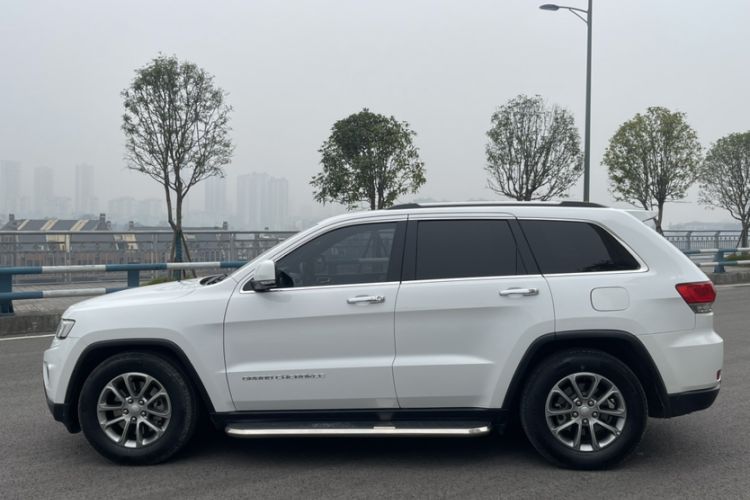 Used Jeep Grand Cherokee 2014 3.6L Elite Navigation Edition