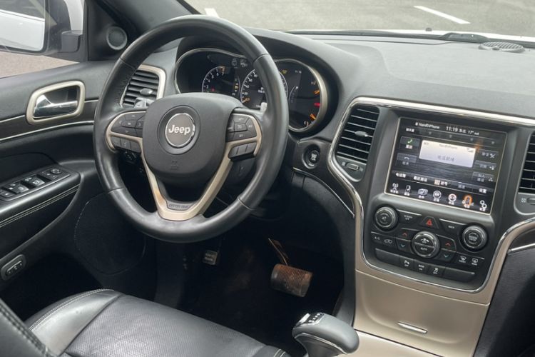 Used Jeep Grand Cherokee 2014 3.6L Elite Navigation Edition