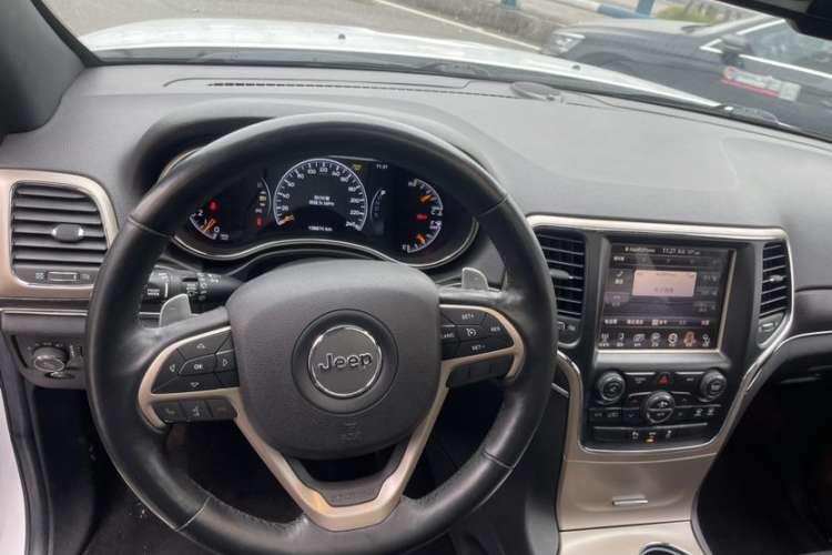 Used Jeep Grand Cherokee 2014 3.6L Elite Navigation Edition