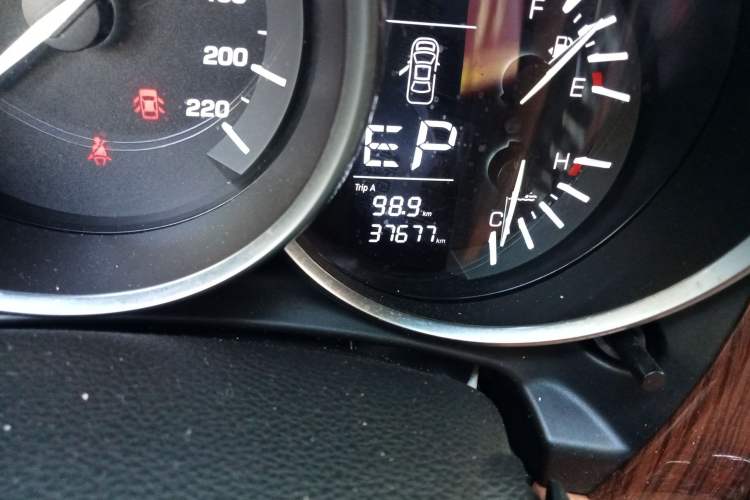 Used Zotye SR9 2017 2.0T Automatic Ultimate Road Edition
