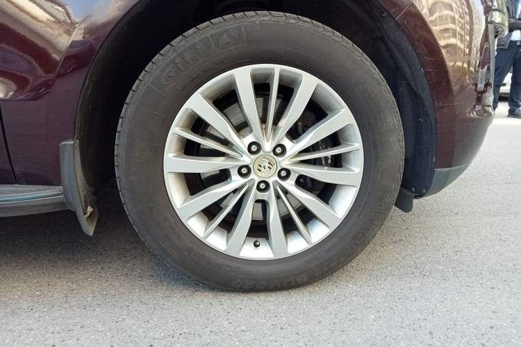 Used Zotye SR9 2017 2.0T Automatic Ultimate Road Edition

