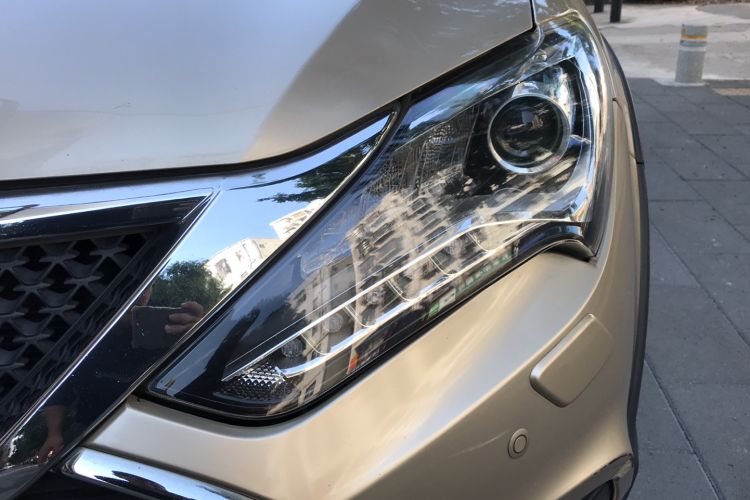 Used BYD Tang New Energy 2015 2.0T Four-Wheel-Drive Flagship Model Left Front Headlight