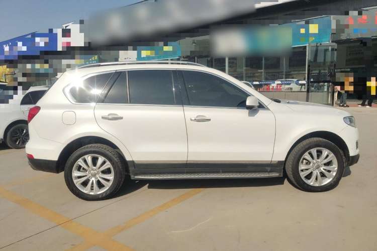 Used Haval H8 2017 2.0T Gasoline Two-Wheel Drive Smart Edition