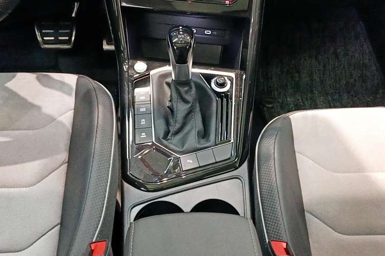 Used Volkswagen Tayron X 2020 330TSI Two-Wheel Drive Luxury Smart Connectivity Version