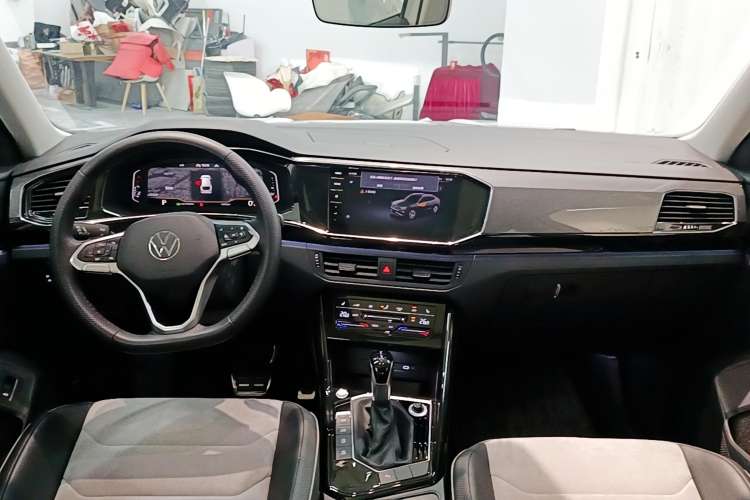 Used Volkswagen Tayron X 2020 330TSI Two-Wheel Drive Luxury Smart Connectivity Version