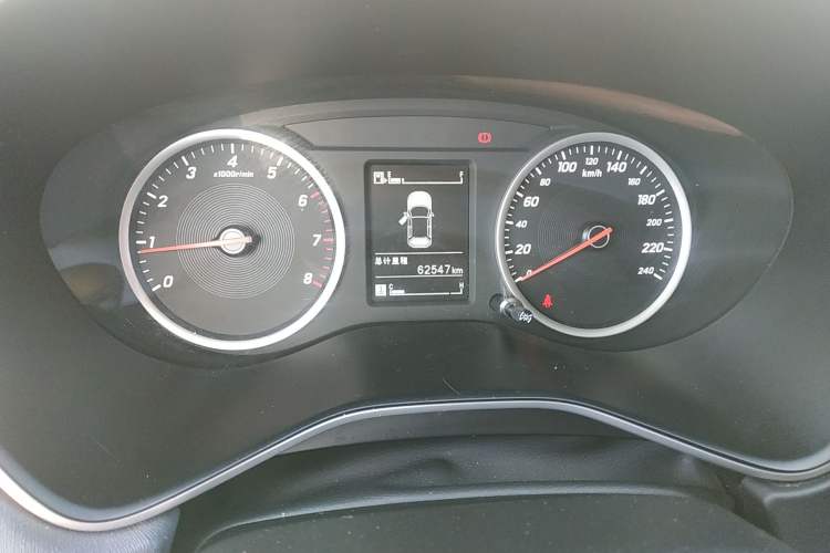 Used Baojun 530 2019 1.5T Manual Elite 7-seater China VI
