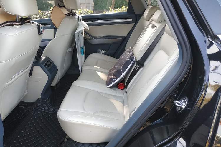 Used Zotye Domy X7 2017 Upgraded Edition 2.0T DCT Huangshan Model 7 Seats
