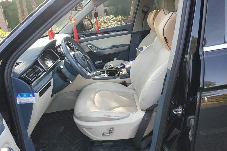 Used Zotye Domy X7 2017 Upgraded Edition 2.0T DCT Huangshan Model 7 Seats
