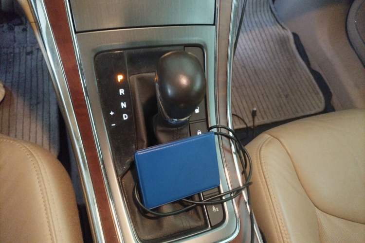 Used Roewe 950 2012 2.4L Luxury Edition