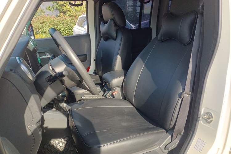 Used BAIC Off-Road BJ40 2016 40L 2.3T Automatic Two-Wheel Drive Luxury Edition