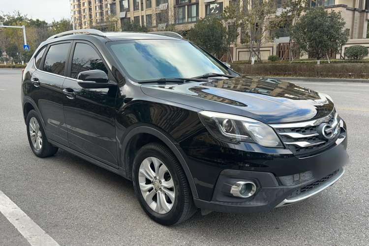 Used GAC Trumpchi GS5 Super 2015 2.0L Automatic Two-Wheel Drive Comfort Edition Exterior 3