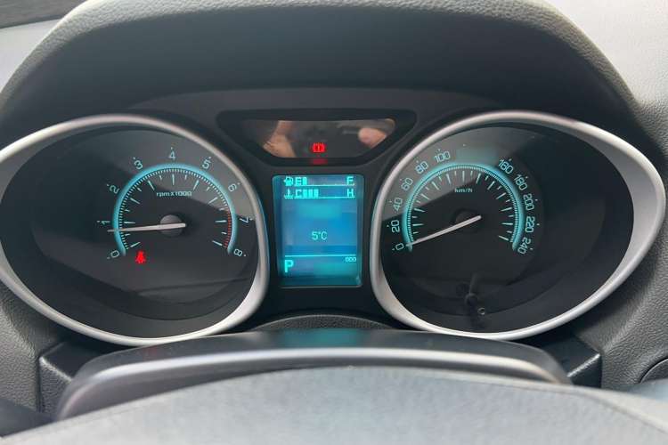 Used GAC Trumpchi GS5 Super 2015 2.0L Automatic Two-Wheel Drive Comfort Edition Interior 9