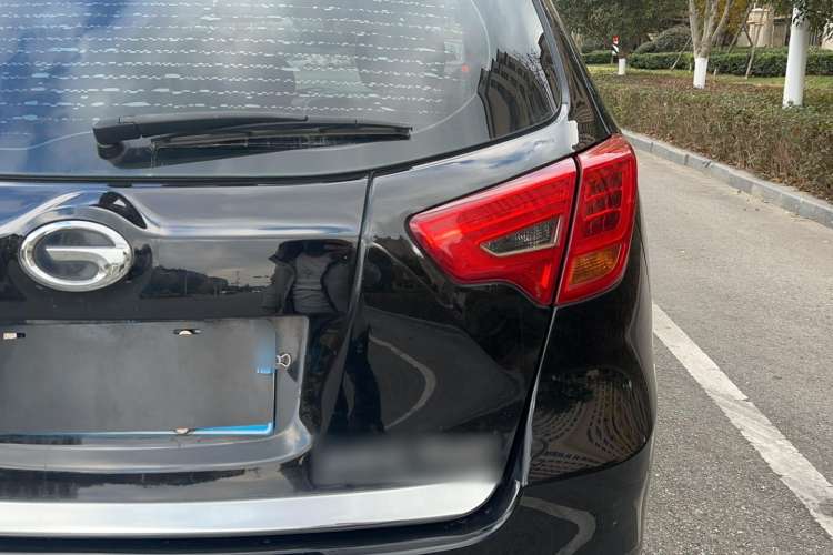 Used GAC Trumpchi GS5 Super 2015 2.0L Automatic Two-Wheel Drive Comfort Edition Exterior 5