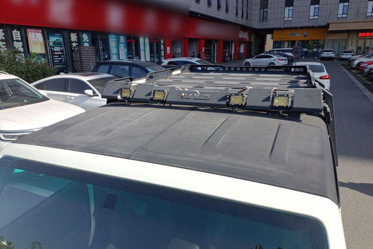 Used BAIC Off-Road BJ40 2016 40L 2.3T Automatic Two-Wheel Drive Luxury Edition