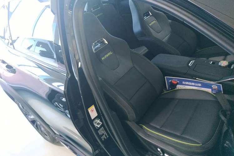 Used Haval H6S 2022 2.0T Two-Wheel Drive ZhiRun Version
