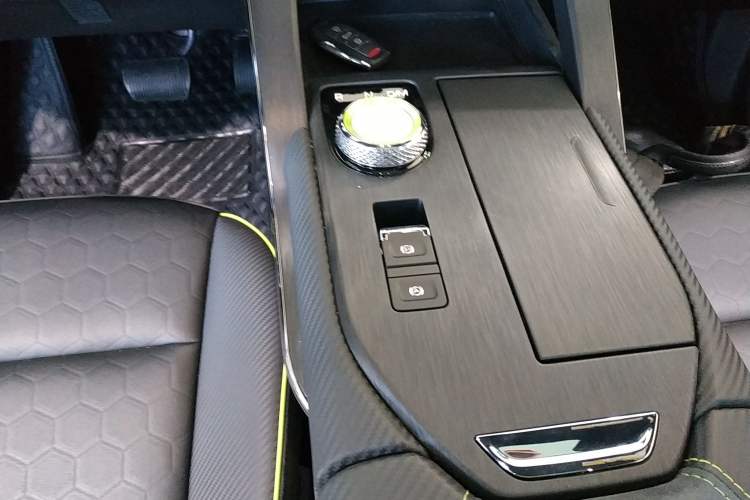 Used Haval H6S 2022 2.0T Two-Wheel Drive ZhiRun Version
