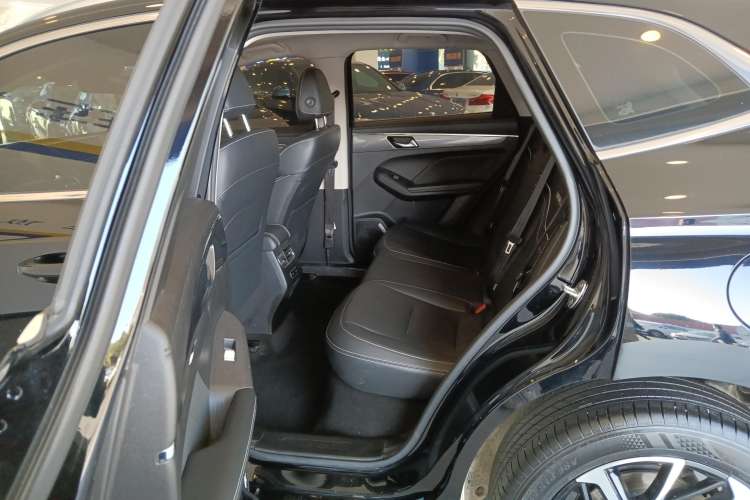 Used Haval JOLION 2021 1.5T Automatic Four-Door Version Right Rear Seat