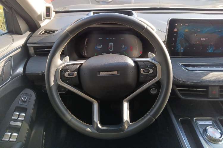 Used Haval JOLION 2021 1.5T Automatic Four-Door Version Steering Wheel