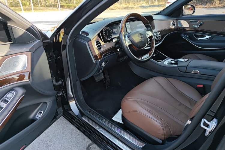 Used Mercedes-Benz Maybach S-Class 2015 S 400 4MATIC